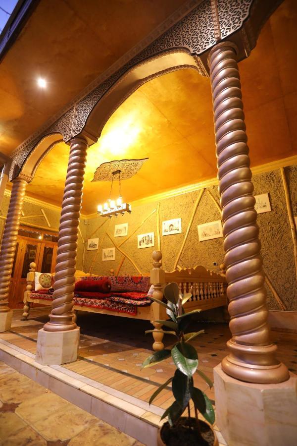 "S E A S O N S" Appartement Samarkand Buitenkant foto